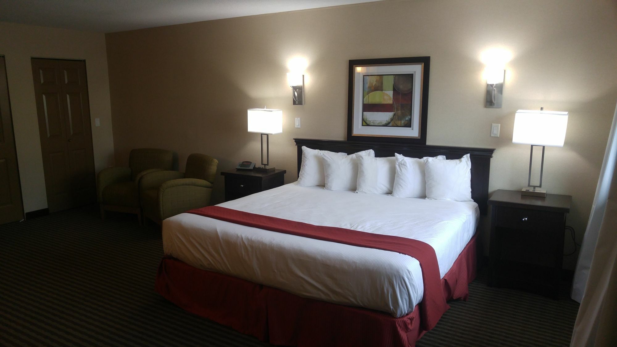 Ramada By Wyndham Abbotsford Hotel Exterior foto
